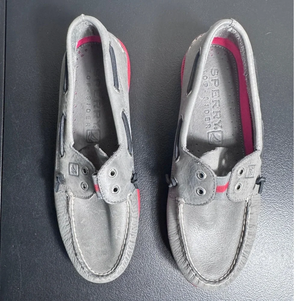 Sperry Top-Sider Mens 10.5 M Grey Leather Red Sole Boat Shoes Loafers 1049444